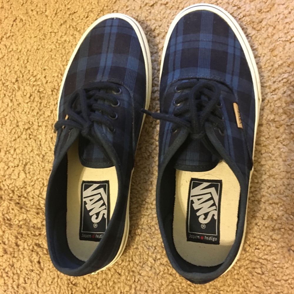 Vans - Picture 3 of 4